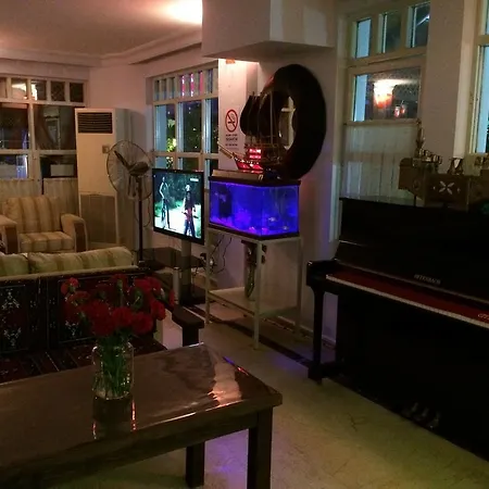 Отель Spring 4*